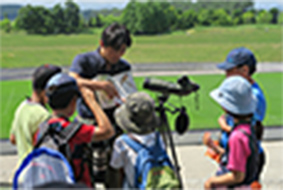 緑豊かな大和ハウス プレミストドームで、お客さまとともに環境を学びます イメージ3