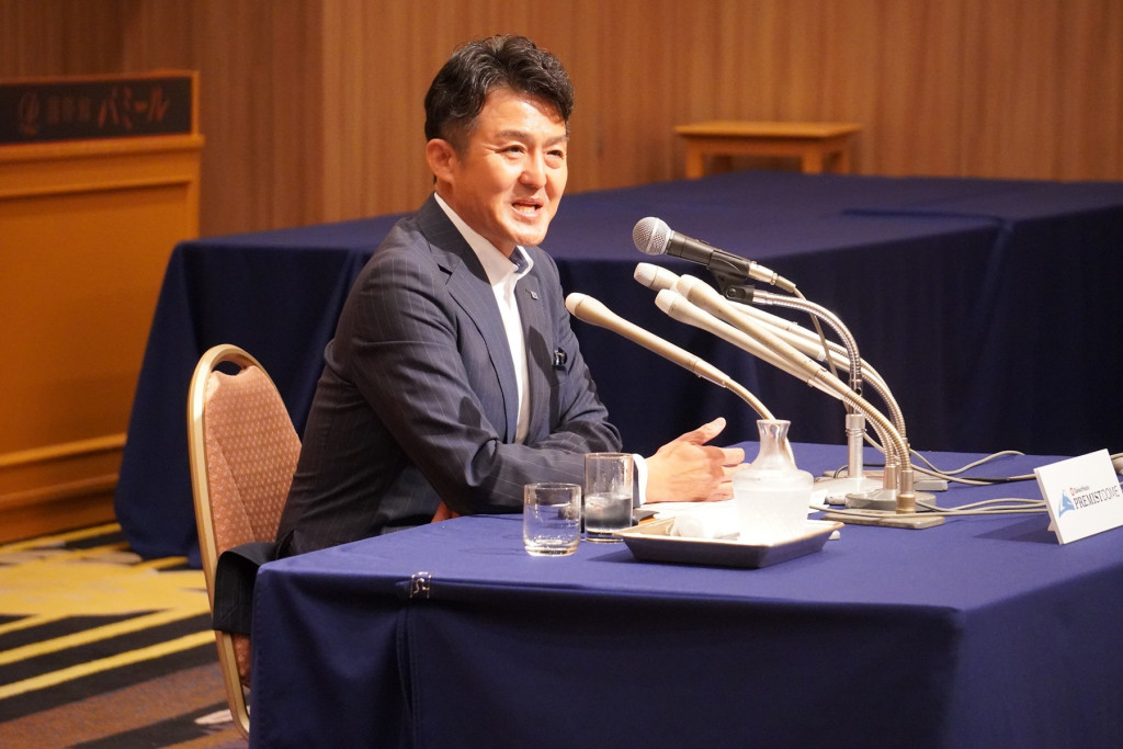 会見の様子